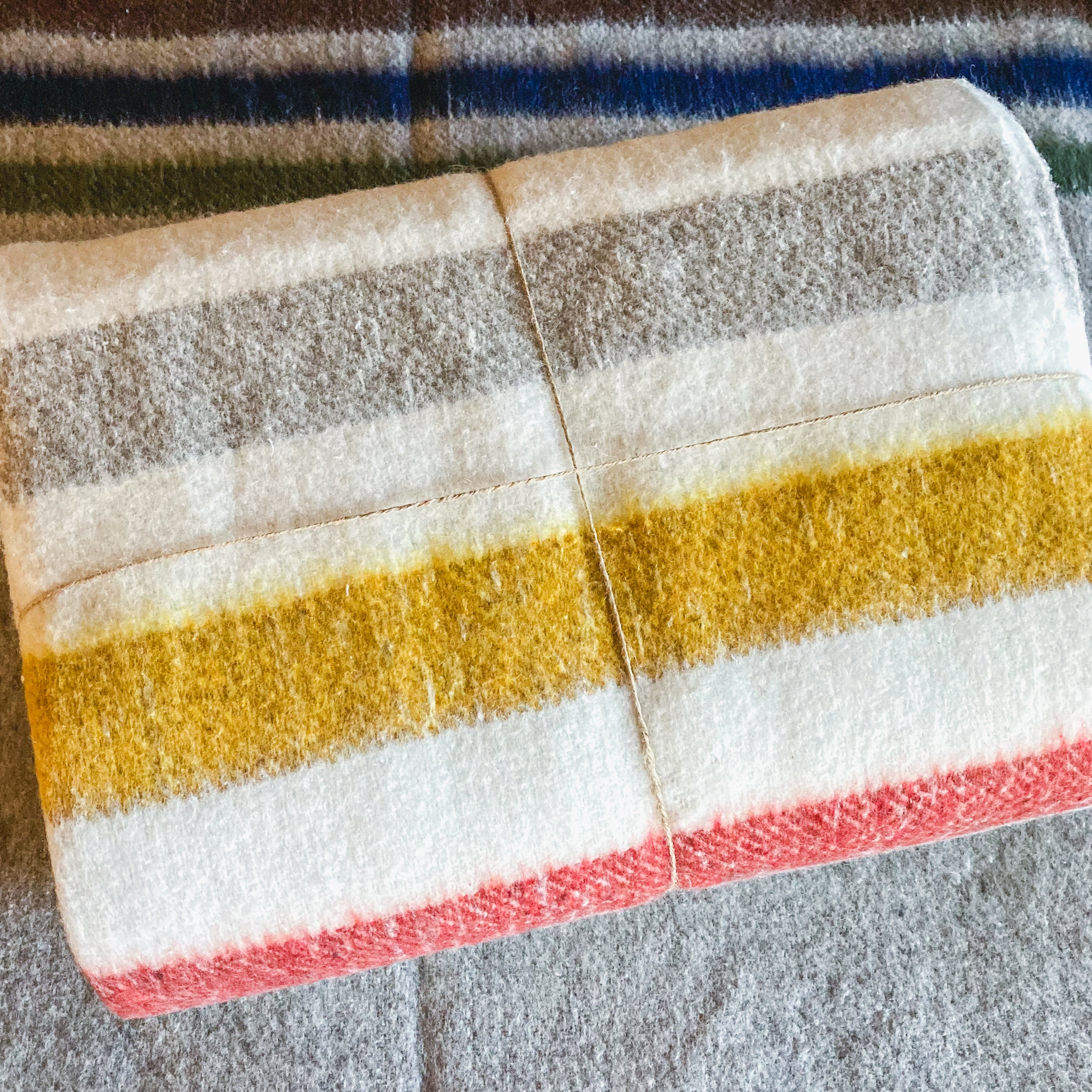 The Santa Fe Brushed Wool Blanket – Off-White Tailored Trim