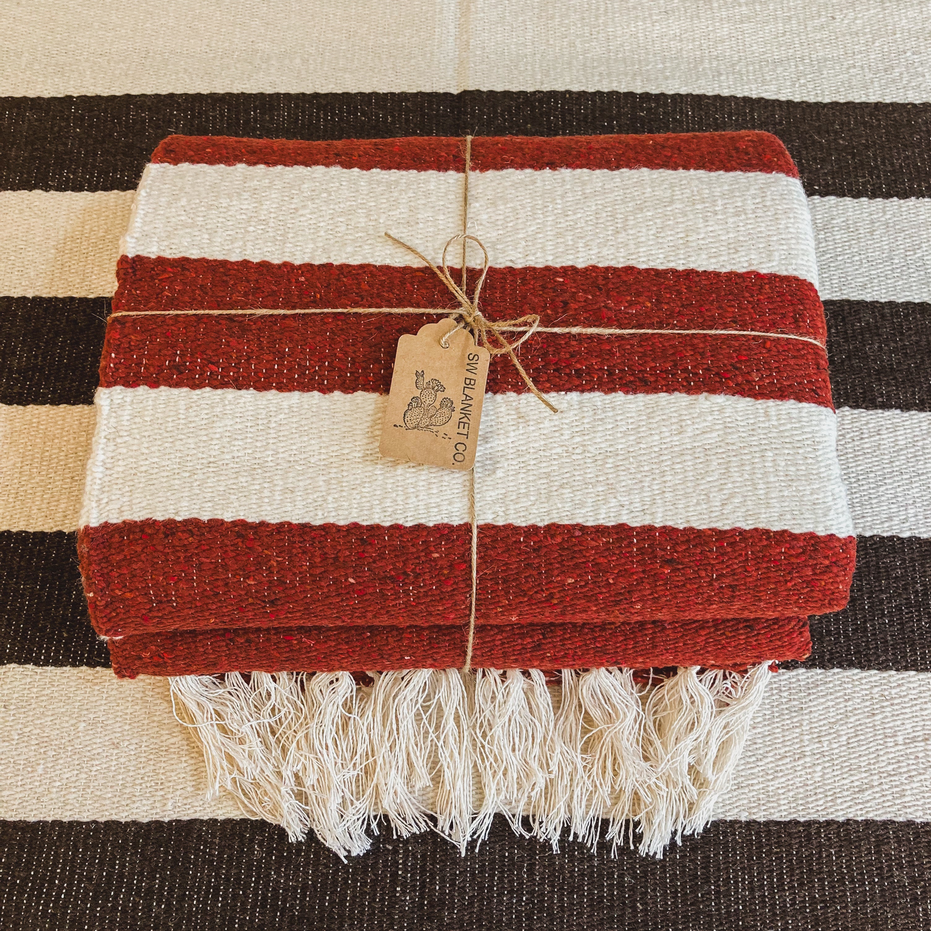 The Sedona Sunset Wool Blanket – Rustic Red & White
