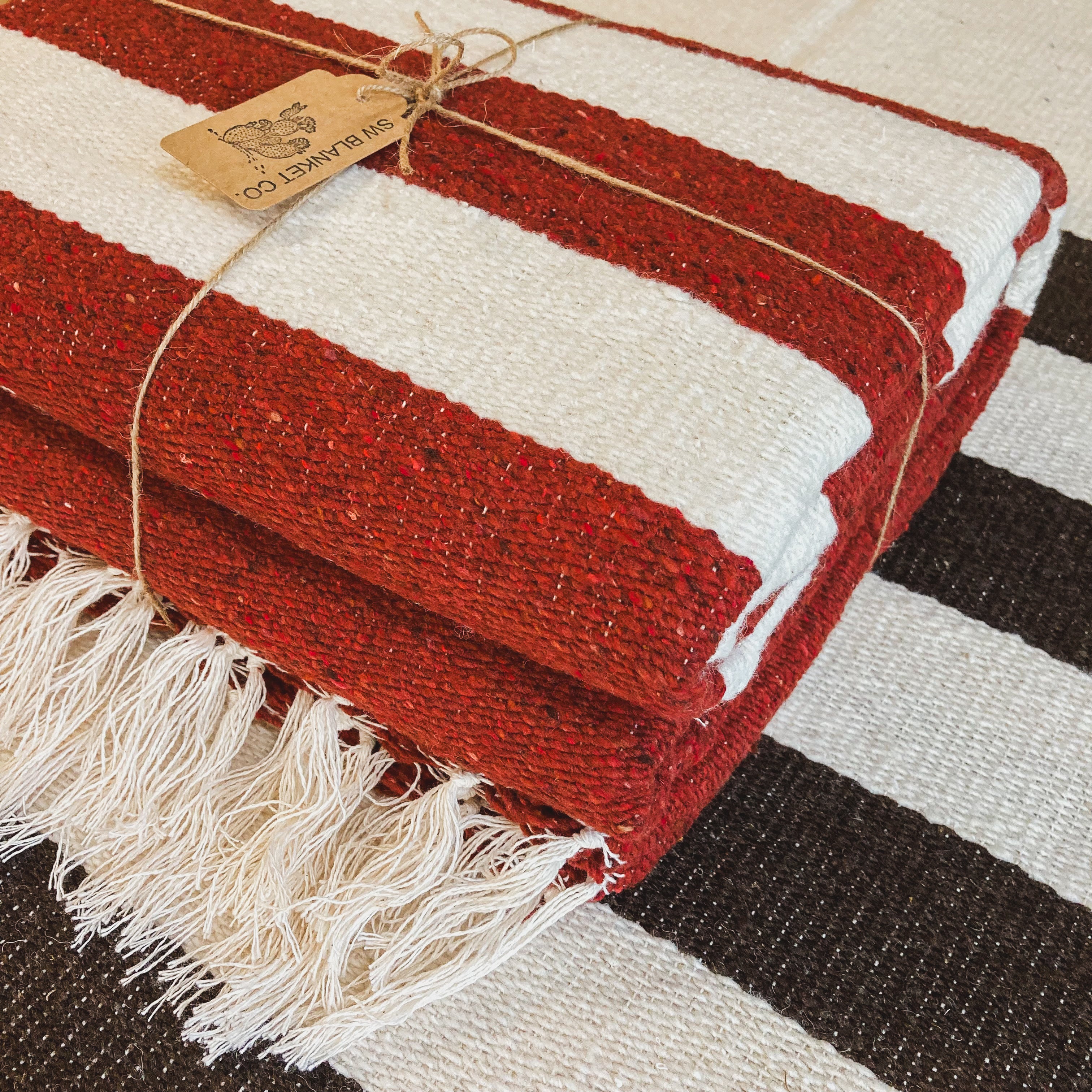 The Sedona Sunset Wool Blanket – Rustic Red & White