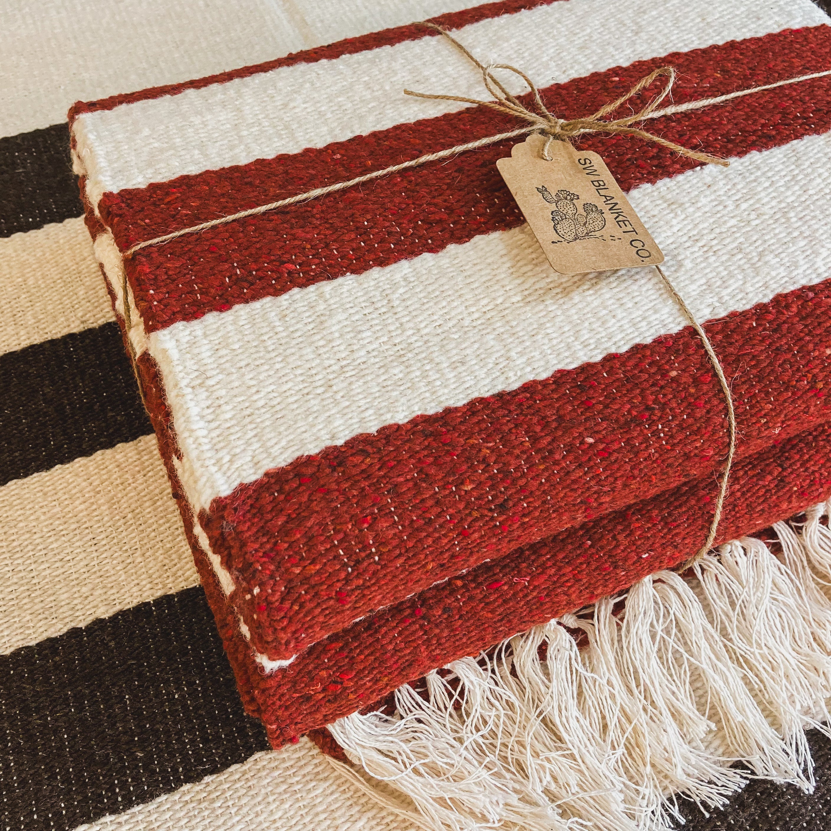 The Sedona Sunset Wool Blanket – Rustic Red & White