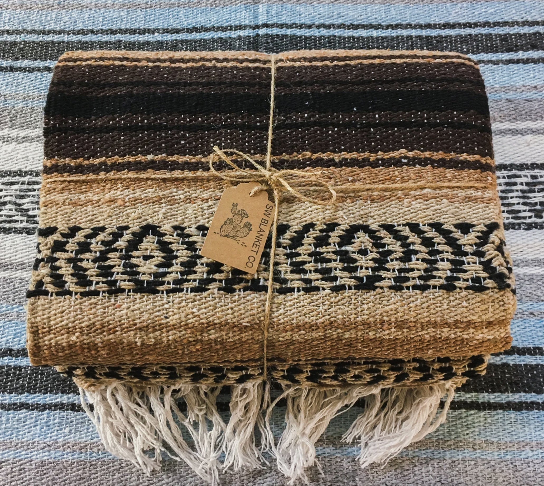 Dark Mocha Falsa Blanket