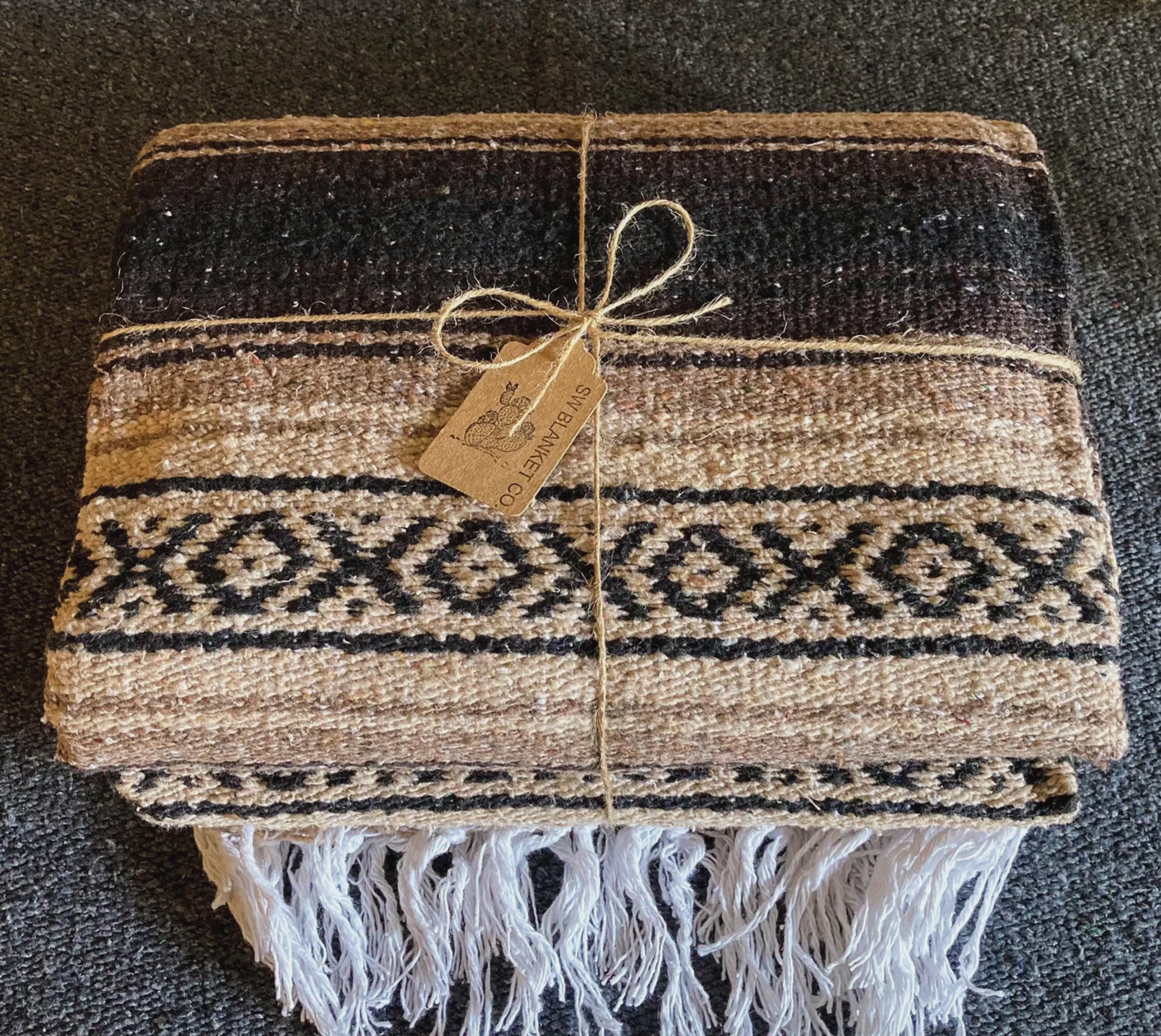 Dark Mocha Falsa Blanket